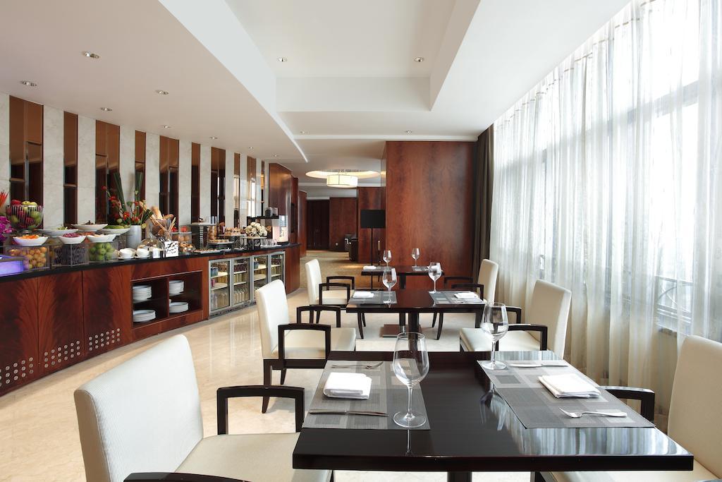 Howard Johnson Kaina Plaza Changzhou تشانغتشو المظهر الخارجي الصورة