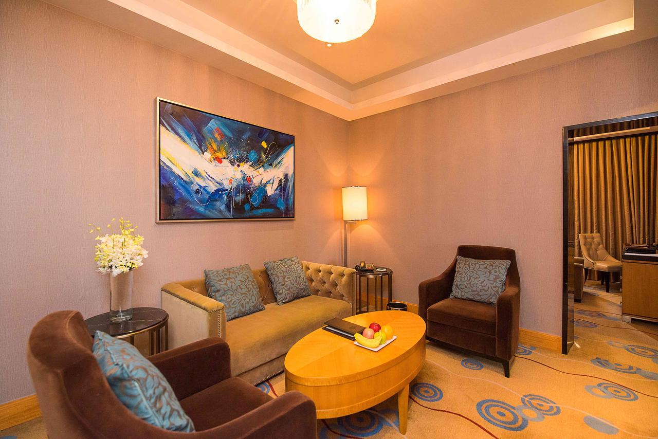 Howard Johnson Kaina Plaza Changzhou تشانغتشو المظهر الخارجي الصورة
