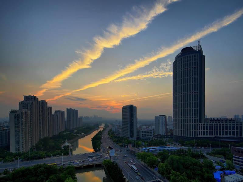 Howard Johnson Kaina Plaza Changzhou تشانغتشو المظهر الخارجي الصورة